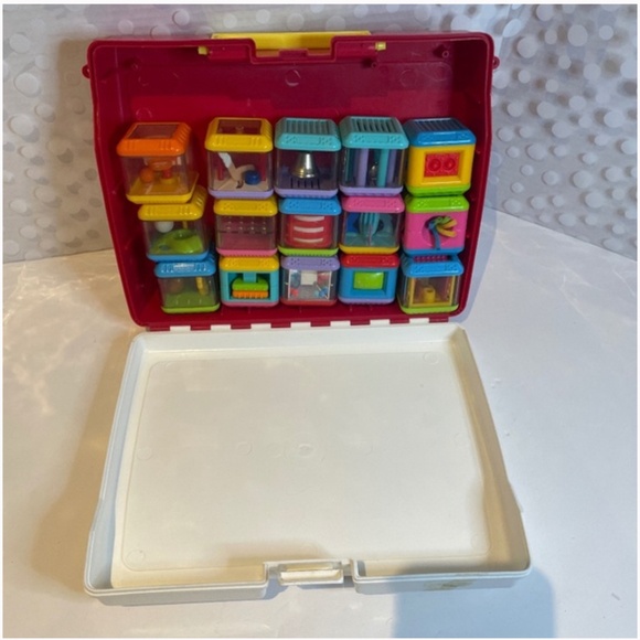 Vintage Fisher Price Peek a Boo Blocks🙂 with Radio Shack case - Picture 1 of 5
